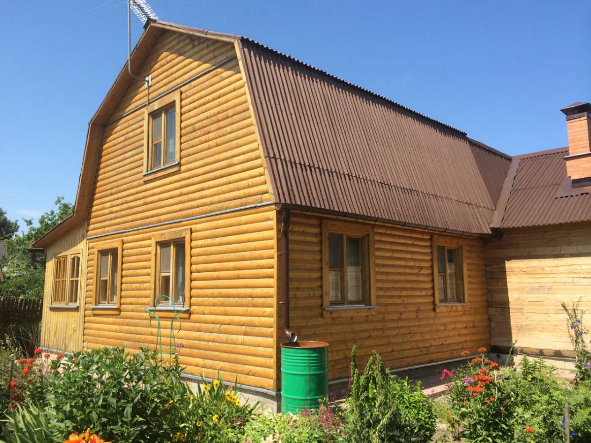 дом облицованный светлой плиткой «под кирпич» дом облицованный светлой плиткой «под кирпич»
